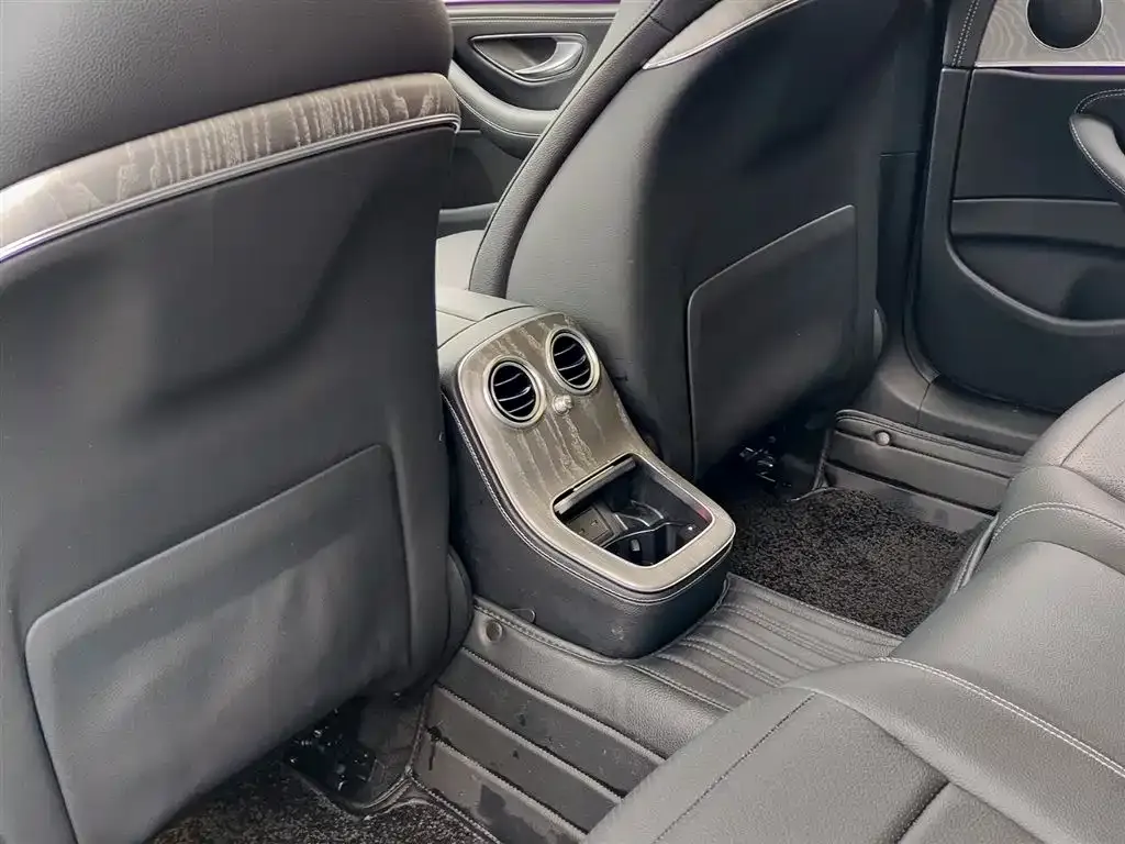 Mercedes-Benz E-Class 2021 из CN, фото 2