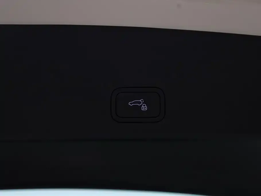 Li Auto i6 — фото 2