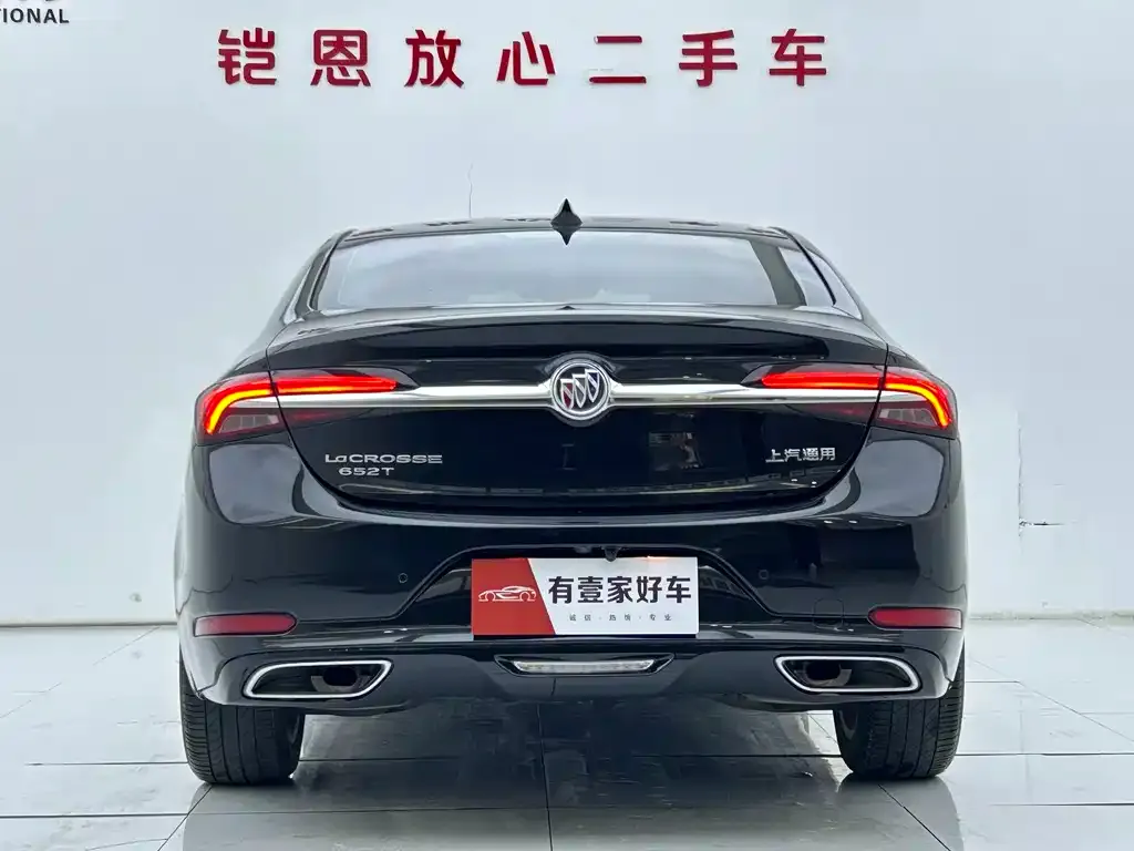 Buick LaCrosse — фото 10