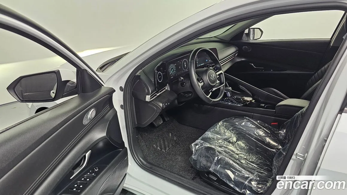 Hyundai AVANTE — фото 2