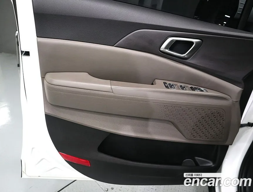 Kia Carnival 2025 из KR, фото 5