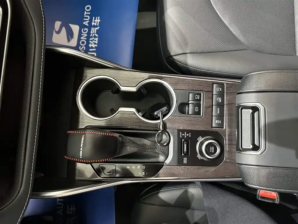 Toyota Highlander 2025 из CN, фото 10