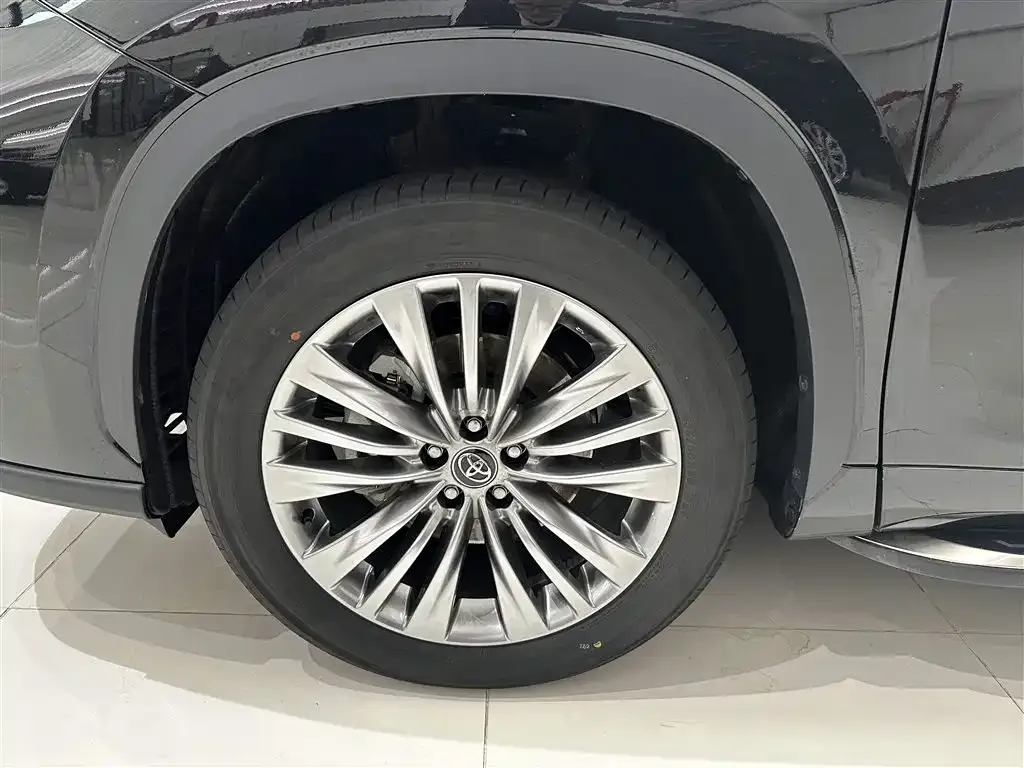 Toyota Highlander 2025 из CN, фото 5