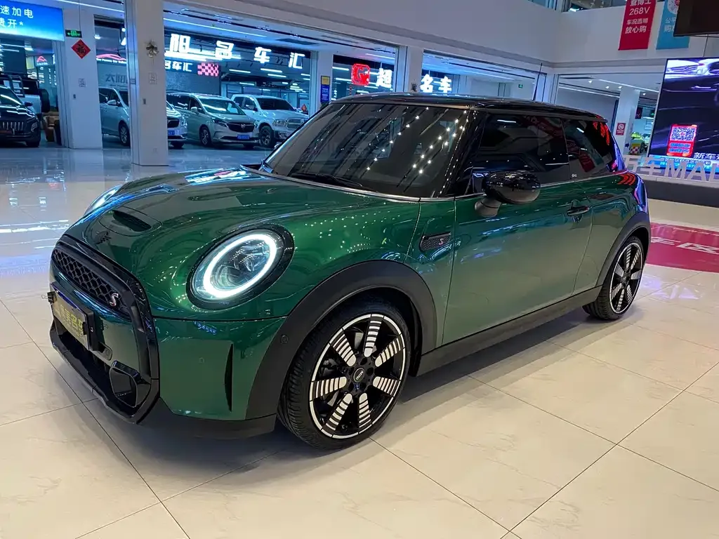 MINI Cooper (3-door) — фото 1