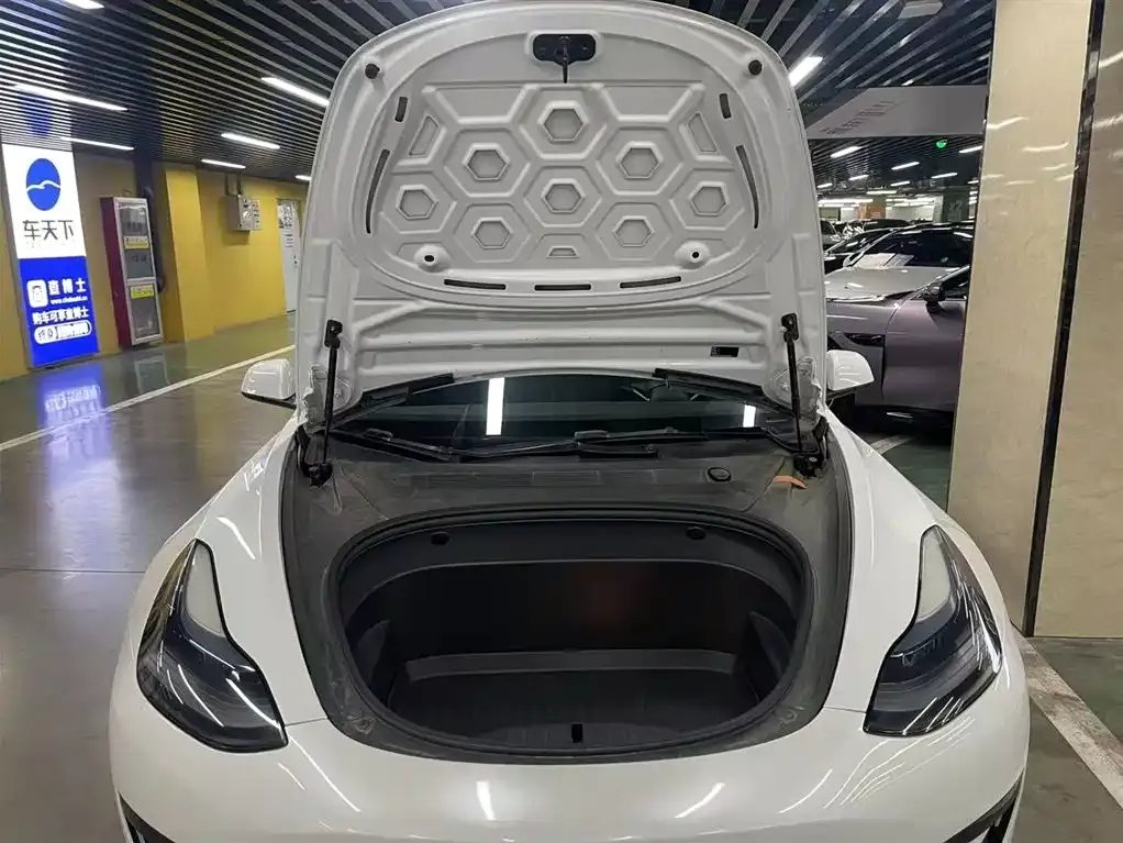 Tesla Model 3 2022 из CN, фото 10