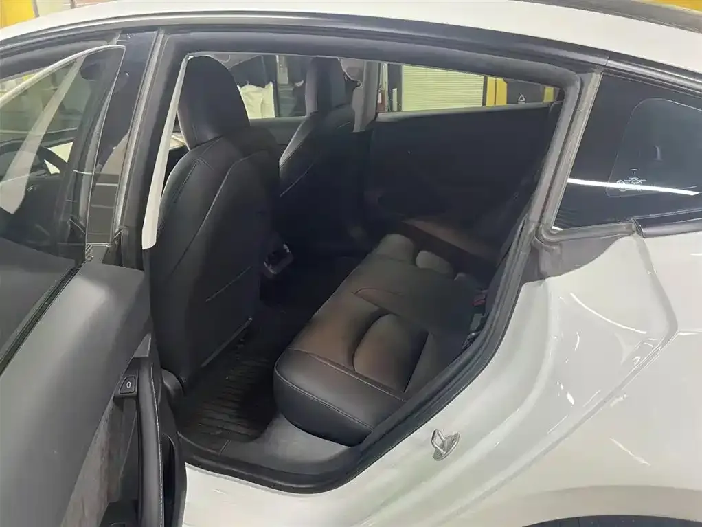 Tesla Model 3 2022 из CN, фото 2