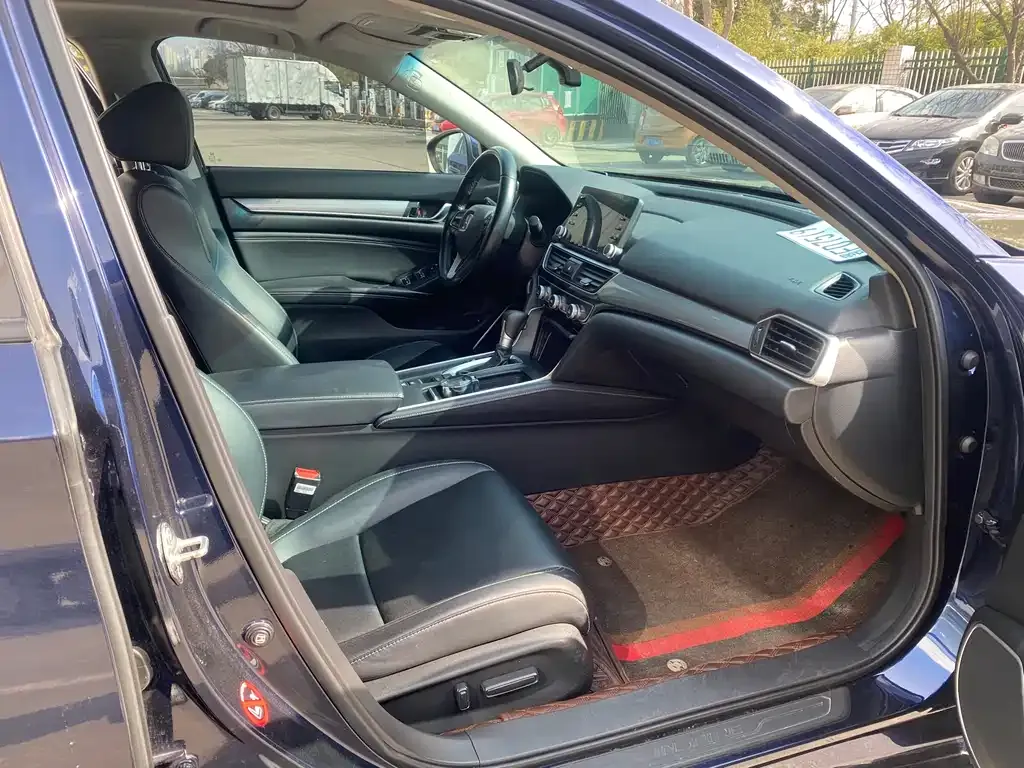 Honda Inspire 2021 из CN, фото 2