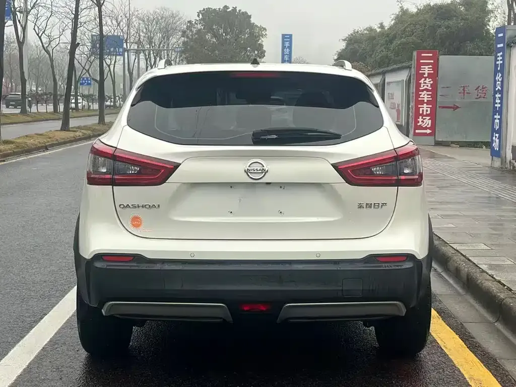 Nissan Qashqai — фото 3