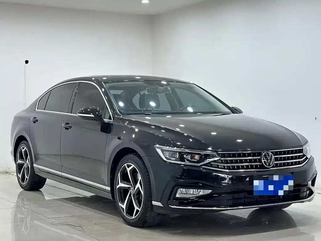 Volkswagen Magotan 2023 из CN, фото 6