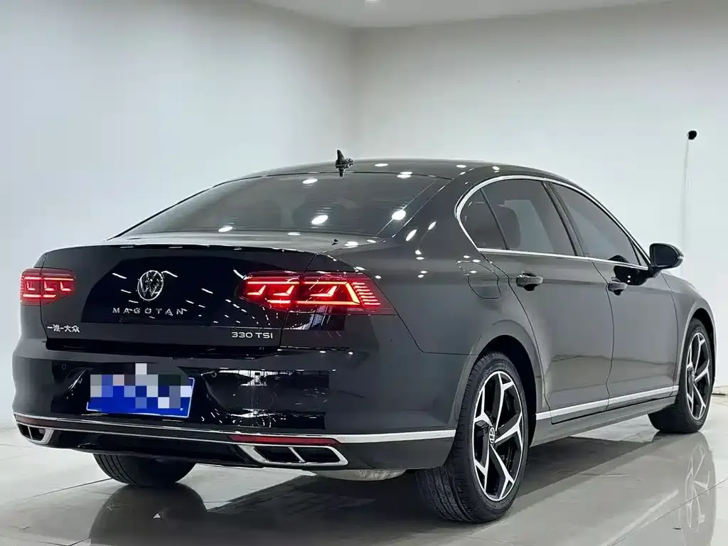 Volkswagen Magotan 2023 из CN, фото 7