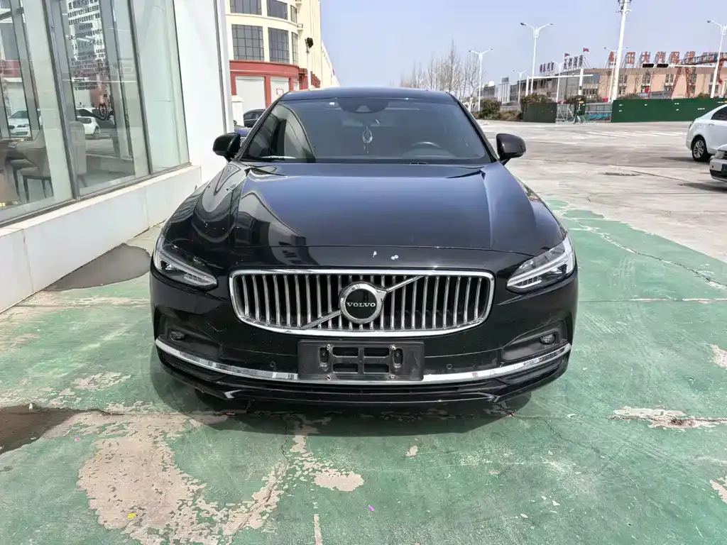 Volvo S90 — фото 3