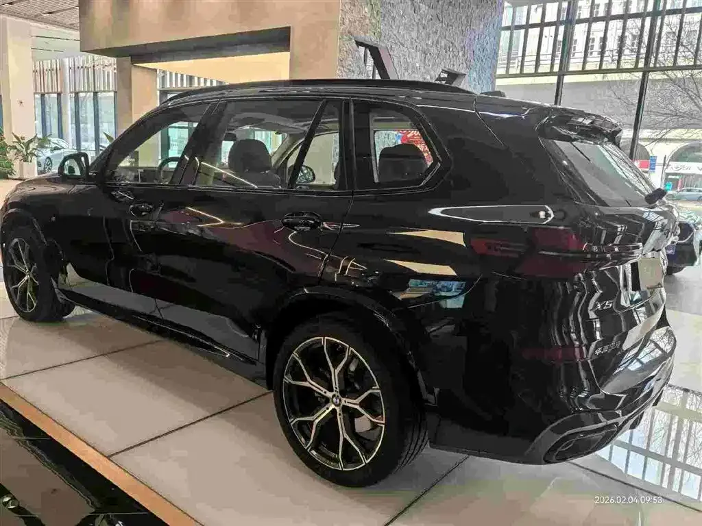 BMW X5 2025 из CN, фото 3