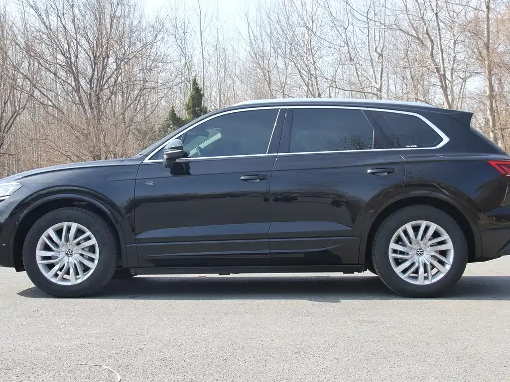 Volkswagen Touareg 2025 из CN, фото 10