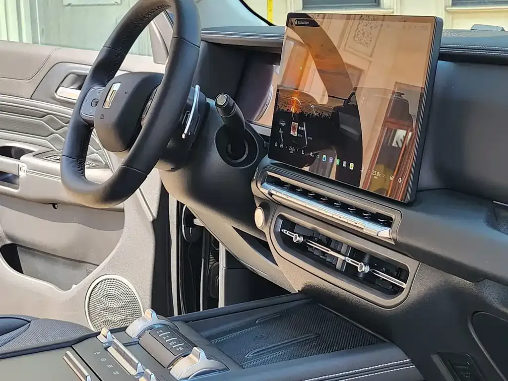 Tank 300 2025 из CN, фото 8