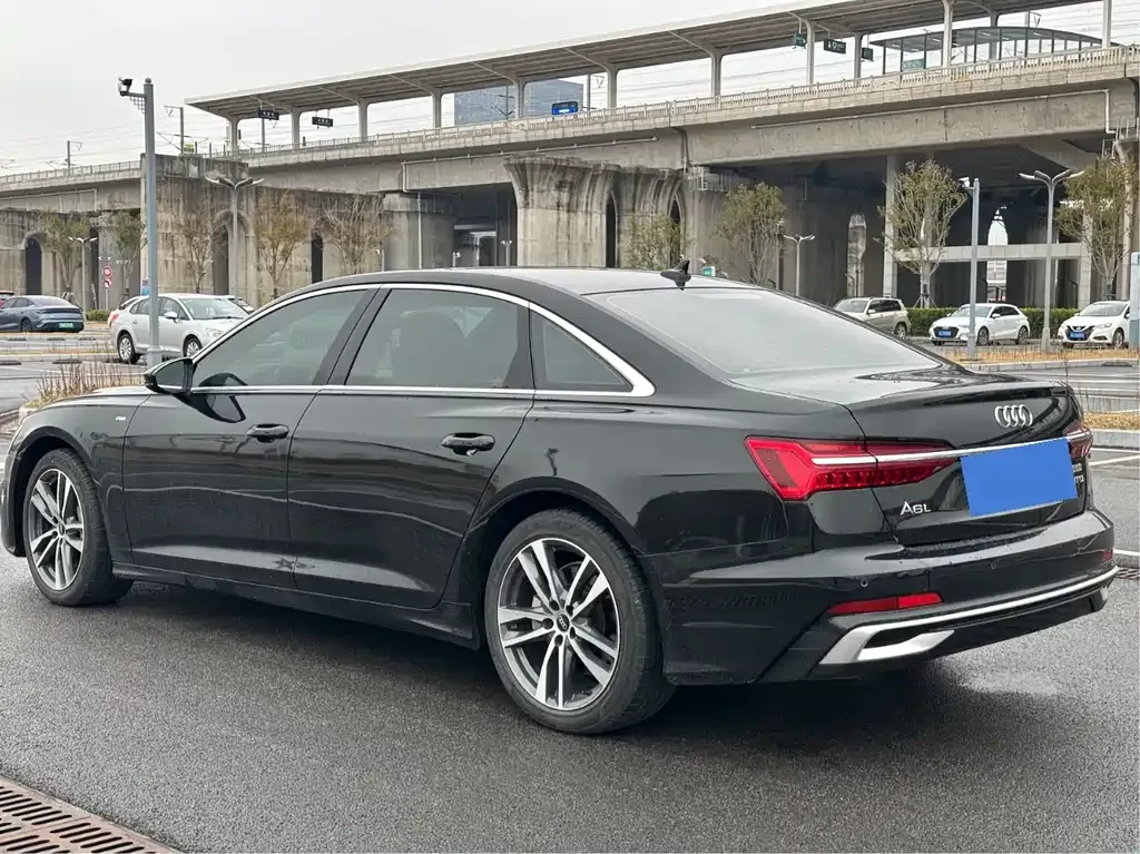 Audi A6L 2023 из CN, фото 5