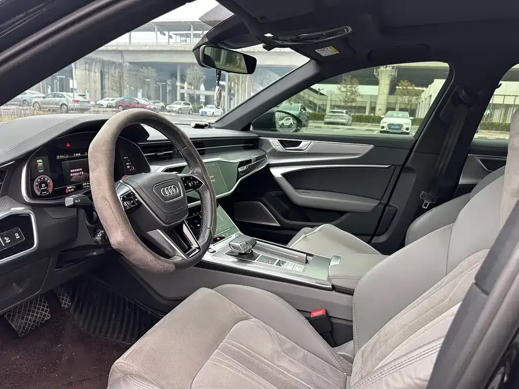 Audi A6L 2023 из CN, фото 8