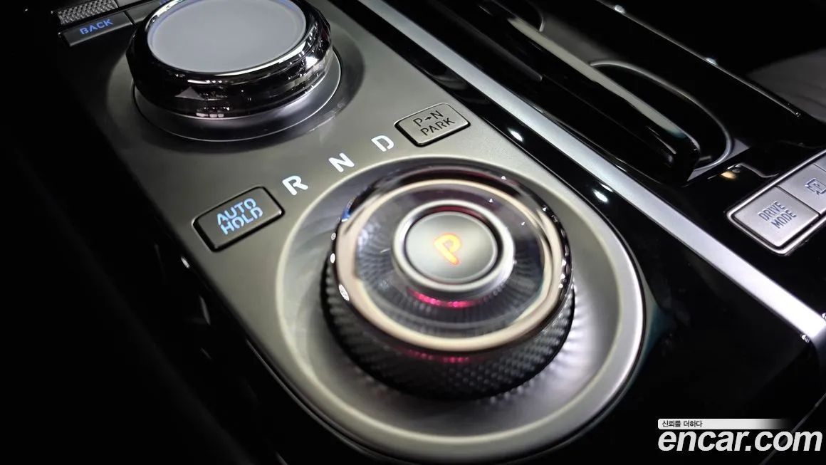 Genesis G80 — фото 10