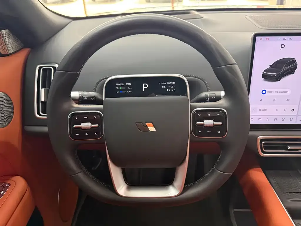 Li Auto L8 2025 из CN, фото 4