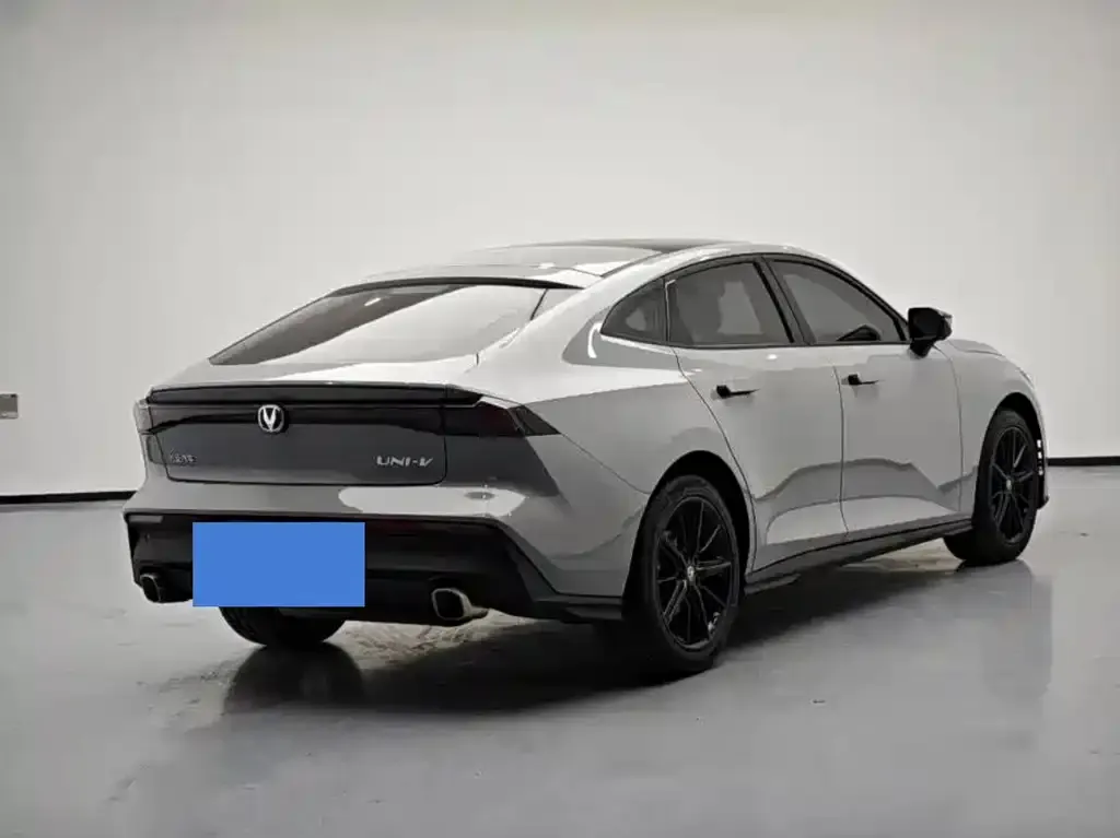 Changan UNI-V 2023 из CN, фото 6