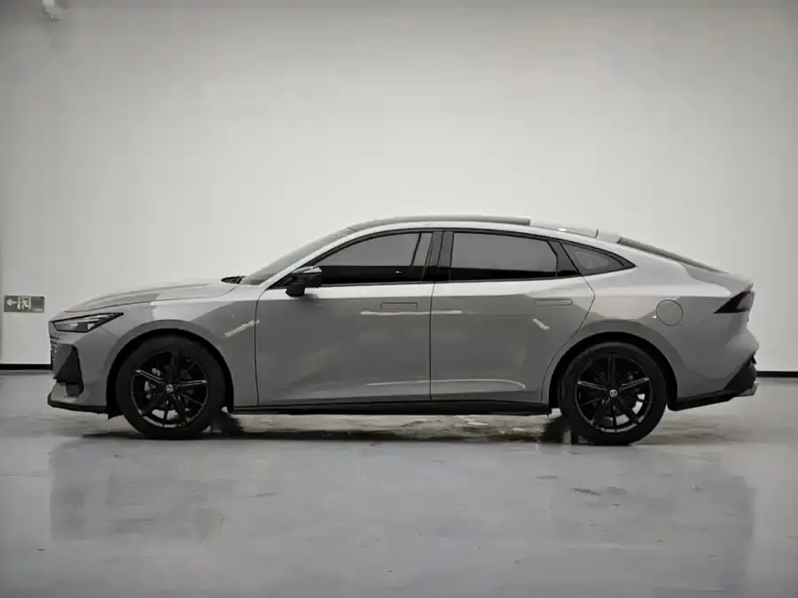 Changan UNI-V 2023 из CN, фото 7