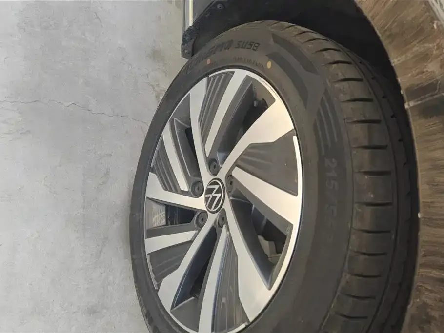 Volkswagen Magotan GTE PHEV 2023 из CN, фото 2