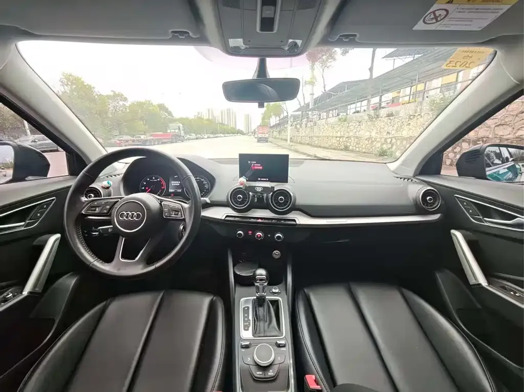 Audi Q2L 2021 из CN, фото 5