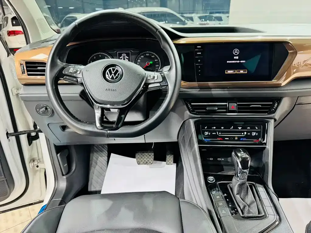 Volkswagen Tharu 2021 из CN, фото 5