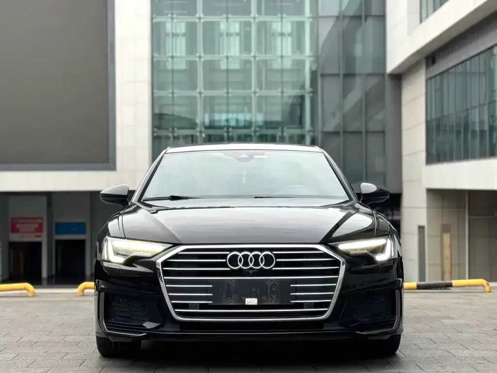 Audi A6L 2021 из CN, фото 4