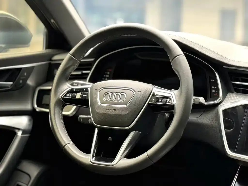 Audi A6L 2021 из CN, фото 10