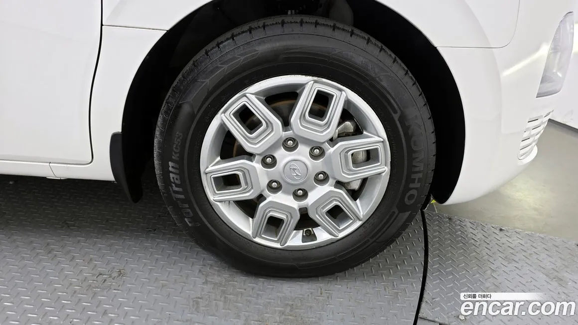 Hyundai Staria 2023 из KR, фото 9