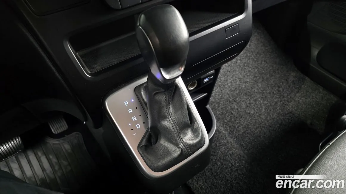 Hyundai Staria 2023 из KR, фото 7