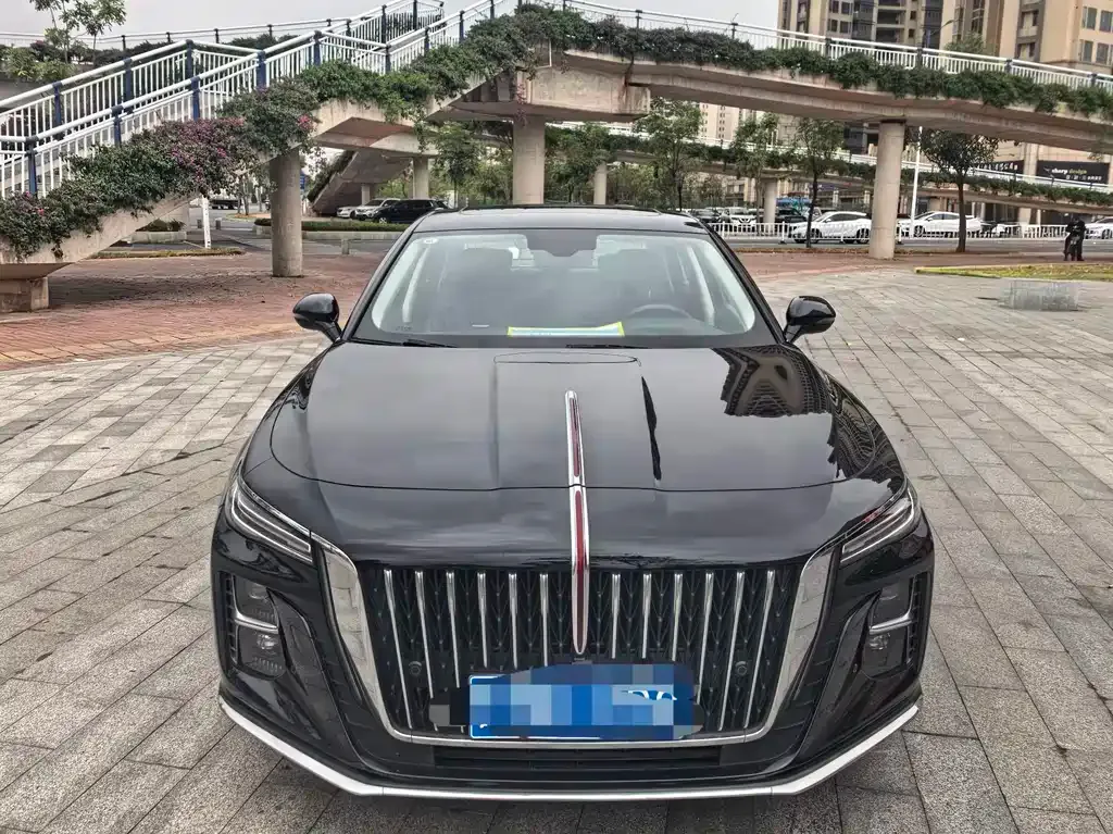 Hongqi H5 — фото 4