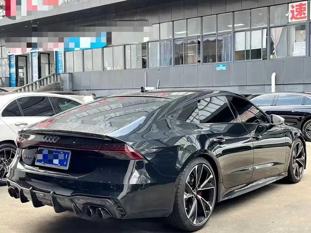 Audi A7 2021 из CN, фото 6