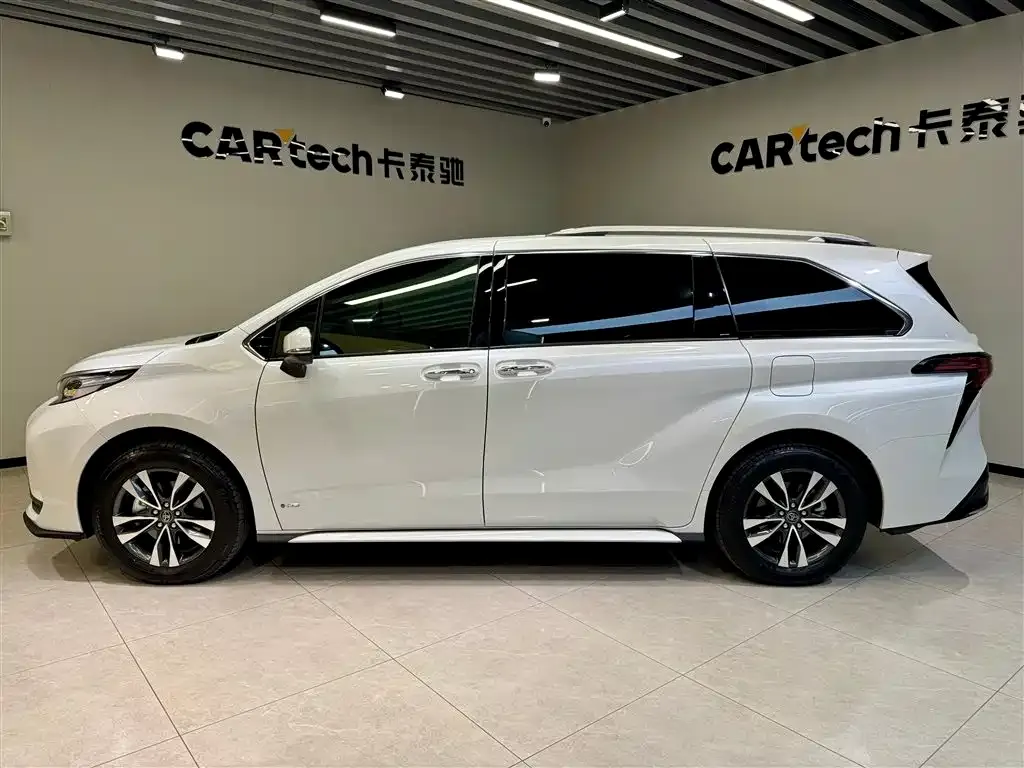 Toyota Granvia 2025 из CN, фото 5