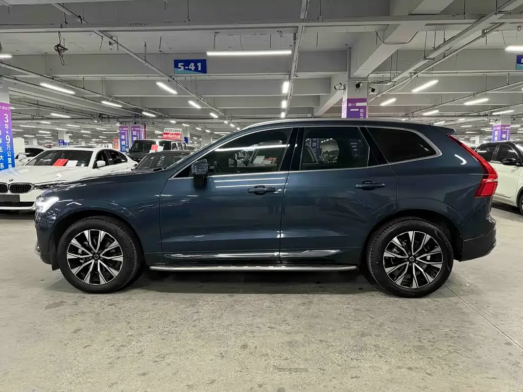 Volvo XC60 2022 из CN, фото 6