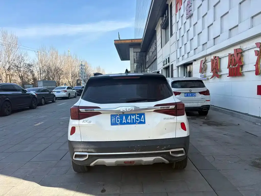 Kia KX3 — фото 4