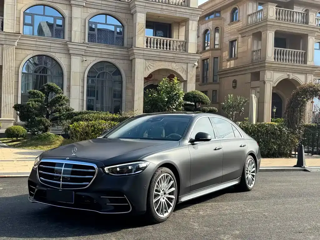 Mercedes-Benz S-Class — фото 1