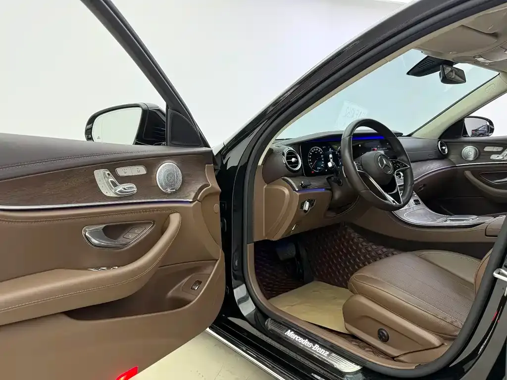Mercedes-Benz E-Class 2022 из CN, фото 6