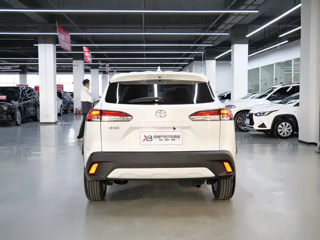 Toyota Corolla Cross 2025 из CN, фото 4