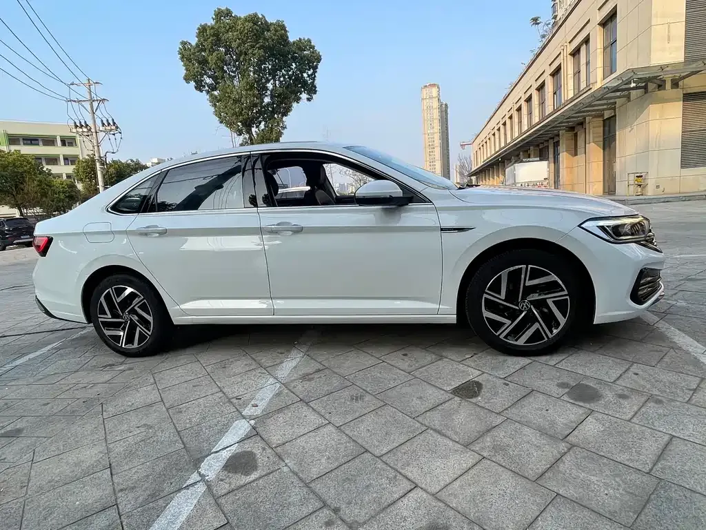 Volkswagen Sagitar 2023 из CN, фото 8