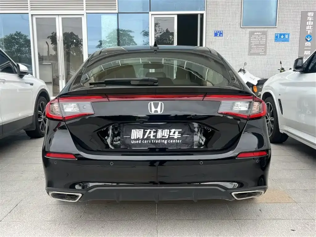 Honda Civic 2025 из CN, фото 4