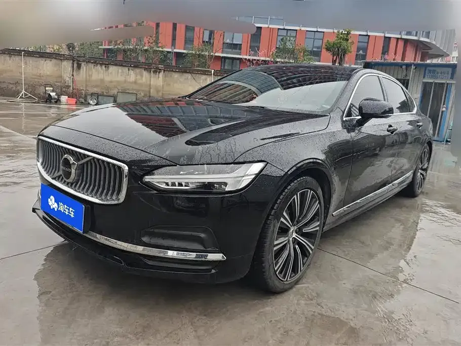 Volvo S90 — фото 1