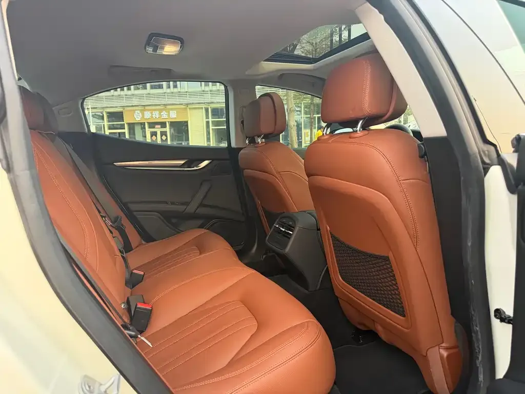 Maserati Ghibli — фото 2