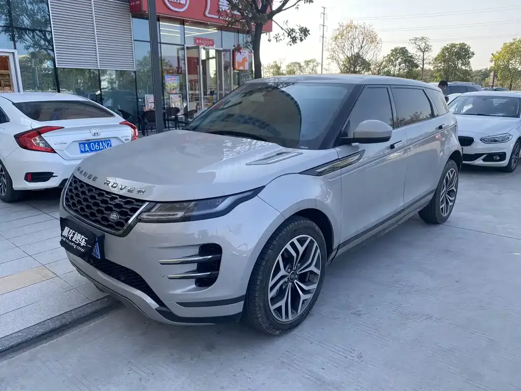 Land Rover Evoque — фото 1