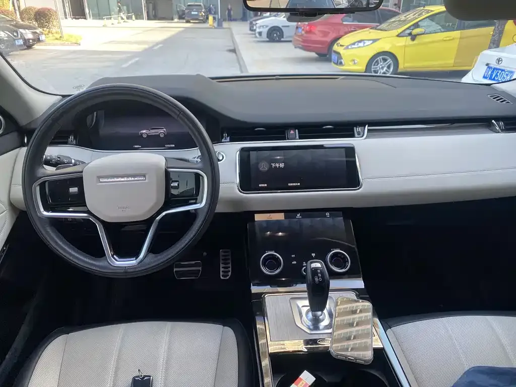 Land Rover Evoque — фото 3