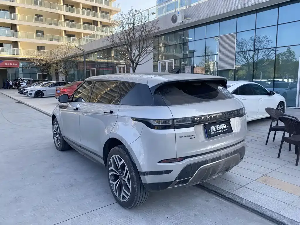 Land Rover Evoque — фото 8