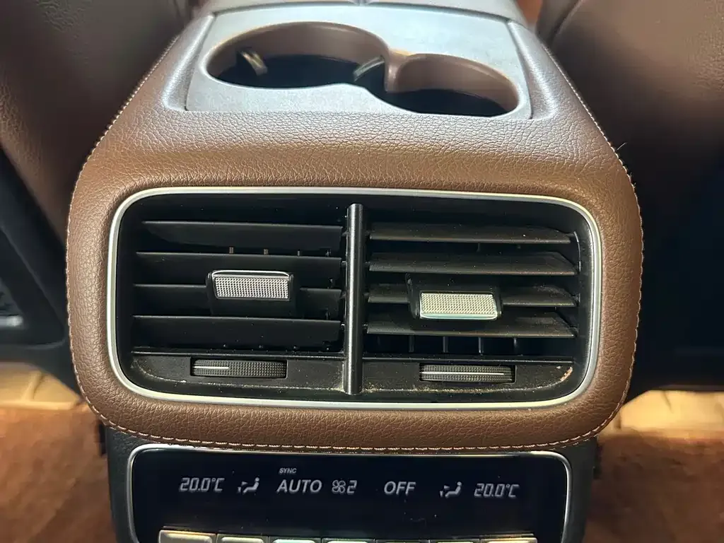 Mercedes-Benz GLE — фото 9