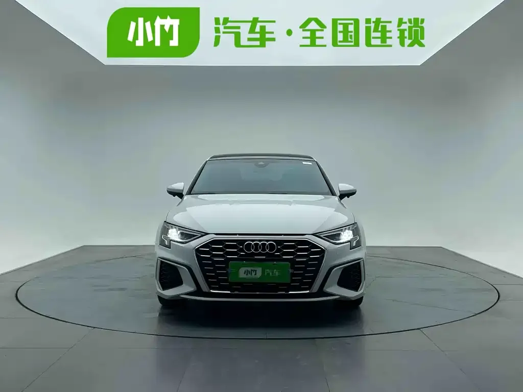 Audi A3 2023 из CN, фото 2