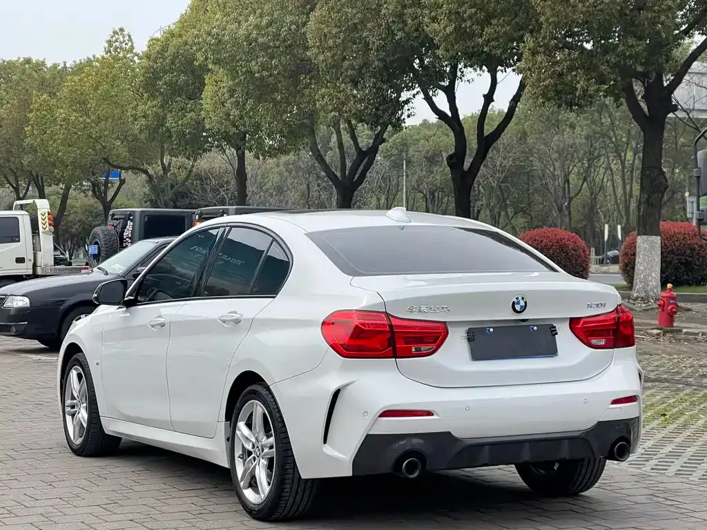 BMW 1 Series — фото 8