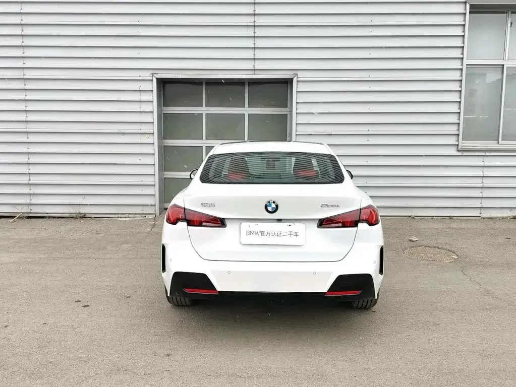 BMW 2 Series 2025 из CN, фото 6